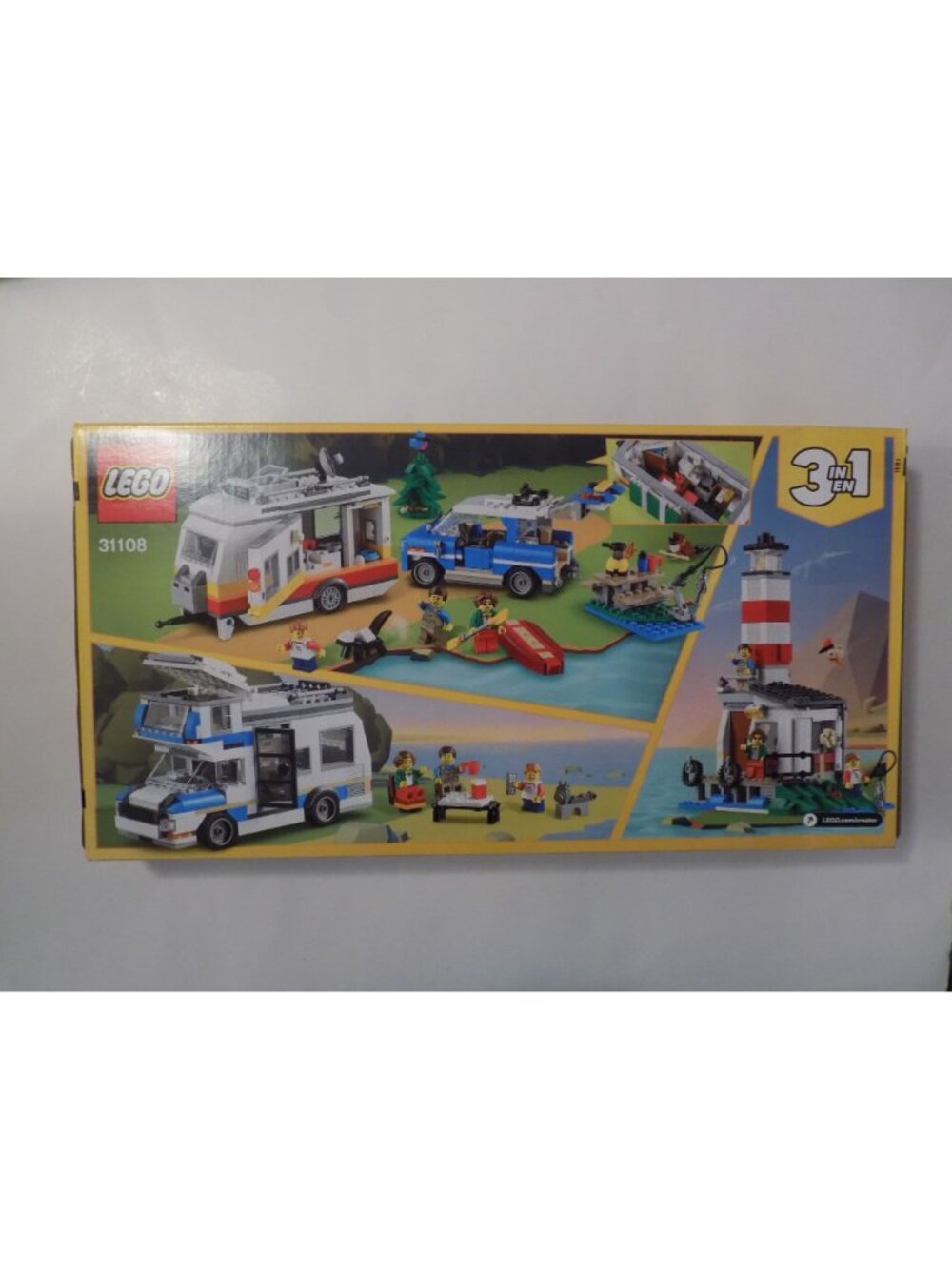 LEGO Creator 3in1 Caravan Family Holiday  #31108 - Picture 8 of 10